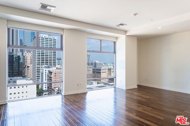 Building Photo - 801 S Grand Ave Unit 1506 Rental