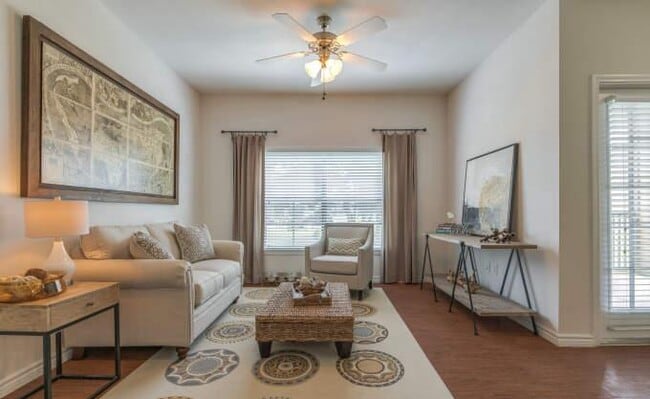 Building Photo - 1 bedroom in Spring TX 77379 Unit 1047 Rental
