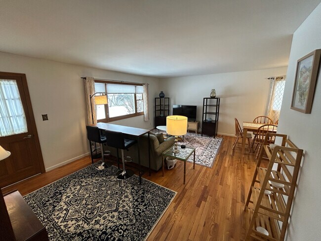 Photo - 4994 N Sedgewick Rd