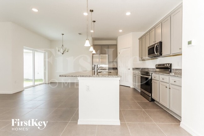 Photo - 331 Corbel Ln