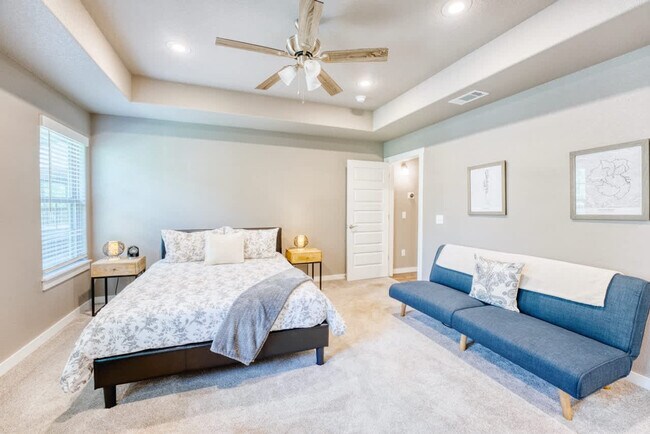 Photo - 24 Pickering Dr Unit ID1297038P