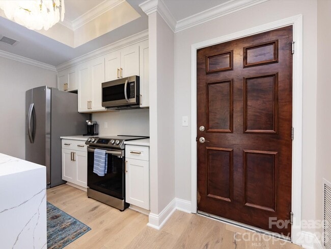 Photo - 300 W 5th St Unit 248