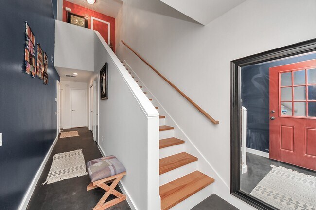 Photo - 1428 Bailey St