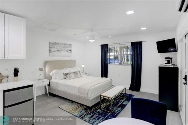 Photo - 3220 SE 11th St Apartment Unit 3220 Se 11 Street  B Studio