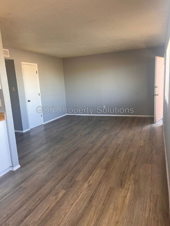 128 General Arnold St NE Unit 3