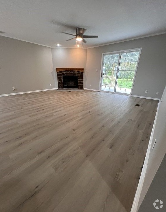 Building Photo - 5217 Style Dr Rental