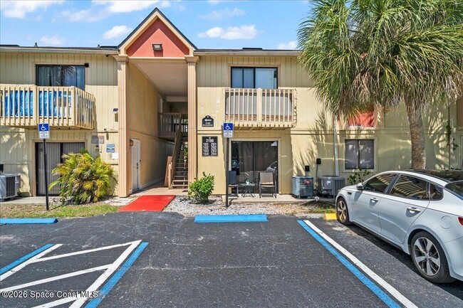 Building Photo - 2190 Forest Knoll Dr NE Unit 90-202
