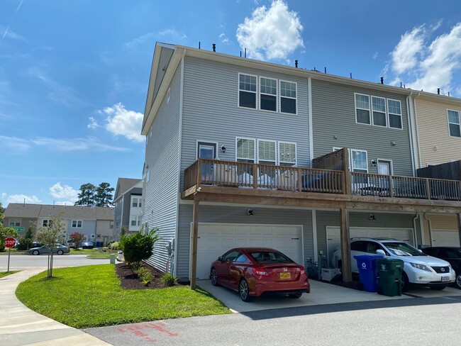 Photo - Huntington Pointe