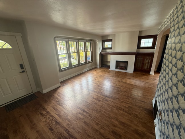 Photo - 1245-1245 N 46th St Unit 1243 N 46th St