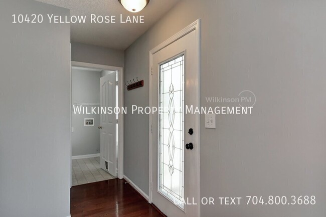 Photo - 10420 Yellow Rose Ln