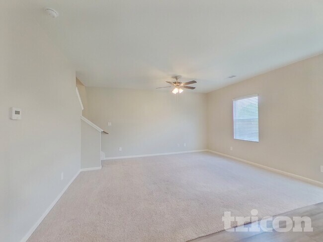 Photo - 2609 Sanders Crk Rd