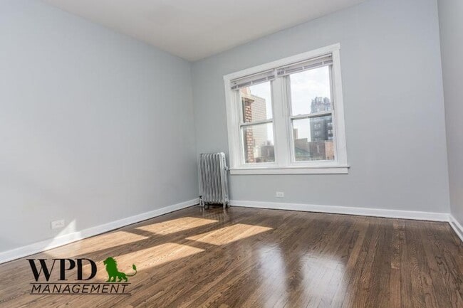 Building Photo - 2 bedroom in Chicago IL 60649 Unit 3