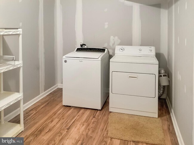 Photo - 162 Riggs Rd