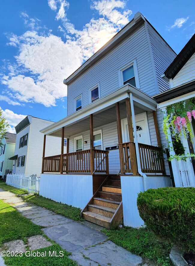 435 7th Ave Apartment Troy, NY