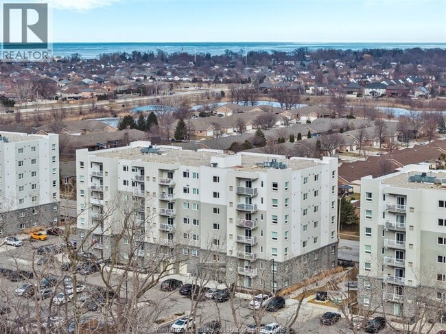 Photo - 1611 Banwell Rd Unité 615