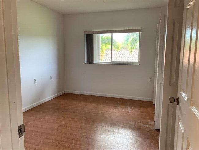 Photo - 1089 Benoist Farms Rd Unit 202