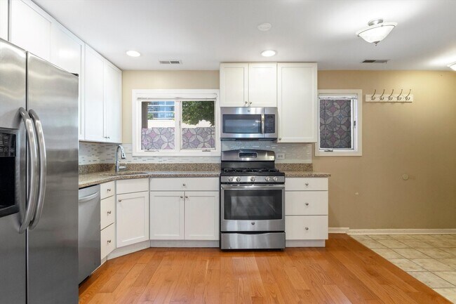 Photo - 1069 S Park Terrace