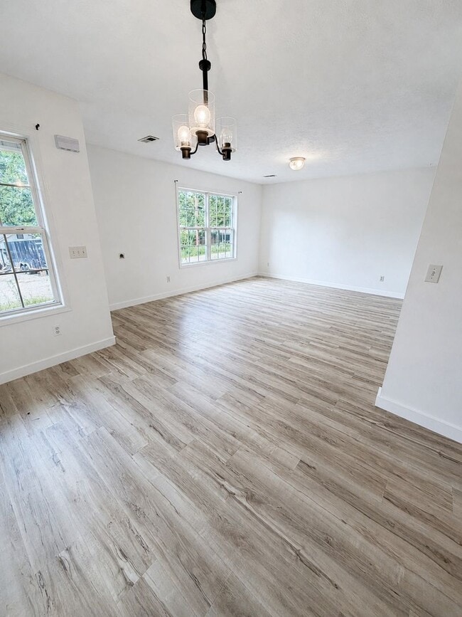 Photo - 4031 White Oak Rd