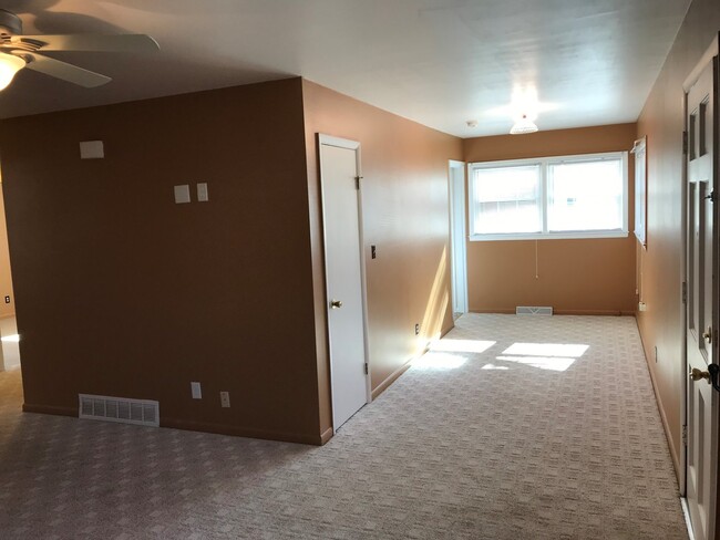 Photo - 105 Beechwood Ave Unidad 105 Beechwood A