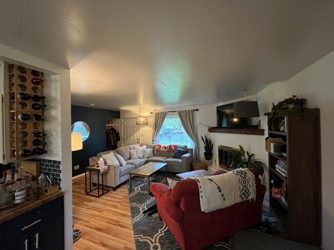 Photo - 1220C N 8th Ave Unidad Top