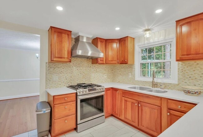 Photo - 18 Windmill Ct