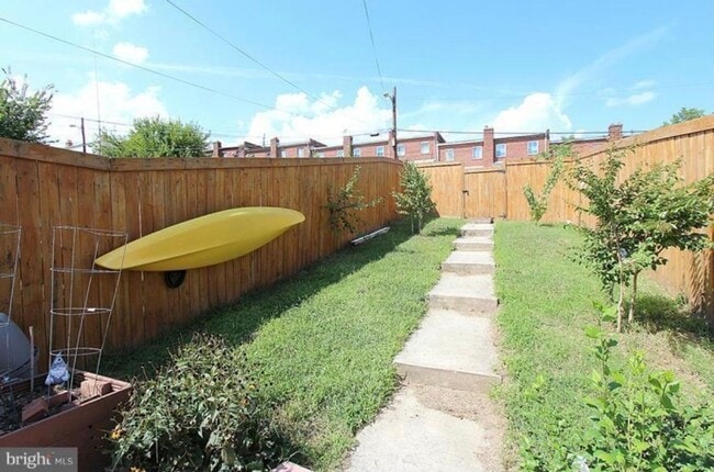 Photo - 1376 W St NE