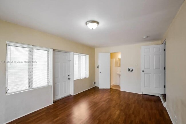 Photo - 1815 NE 178th St
