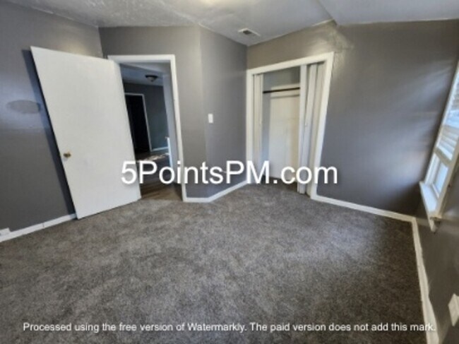 Photo - 2048 W 100th St