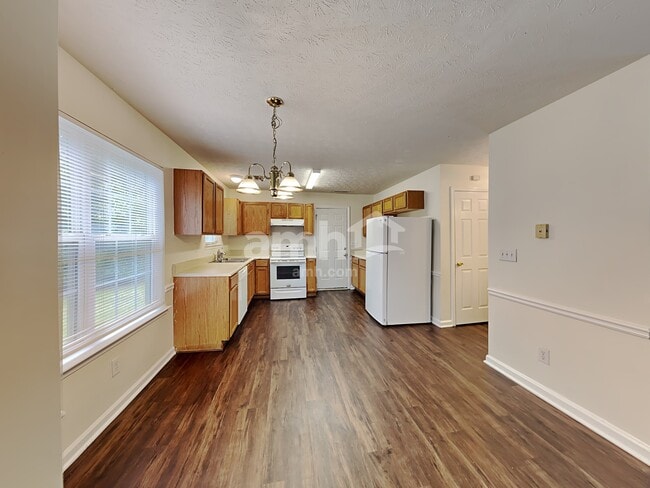 Photo - 4482 Raptor Pl