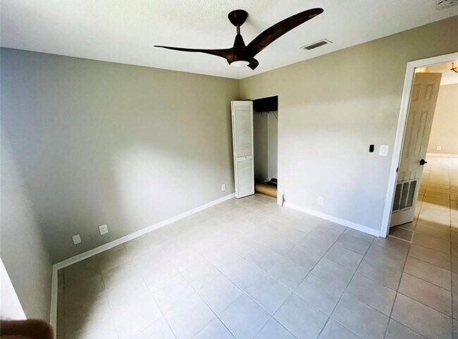 Photo - 47 SE 13th St Unit 2