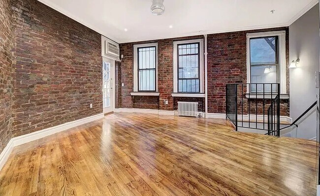410 East 13th Street - 410 East 13th Street Apartment Unit B