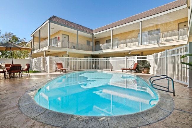 Sparkling Pool