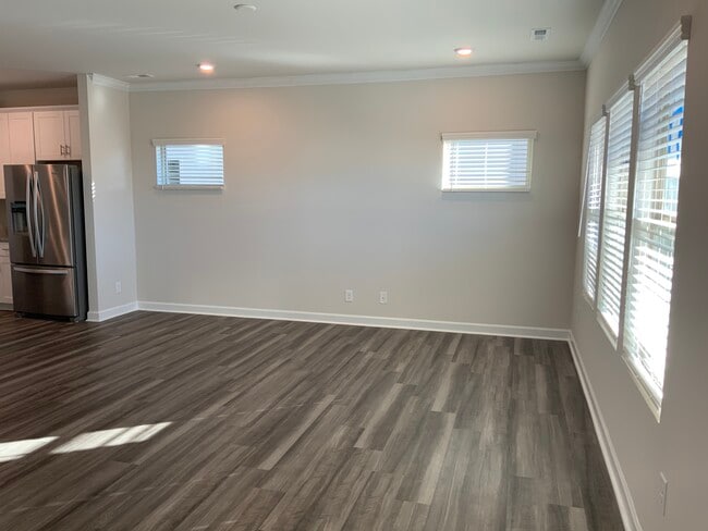 Photo - 12408 Larue Ln