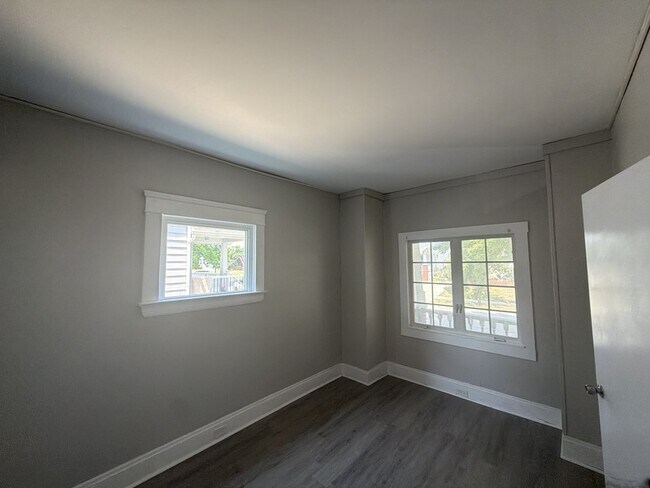 Photo - 2305 Tate Ave