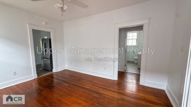 Photo - 2207 Broadway St