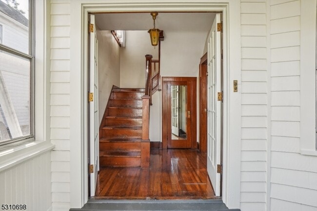 Photo - 17 Beekman St