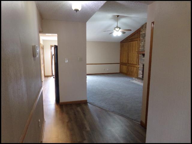 Photo - 39 Oak Forest Loop