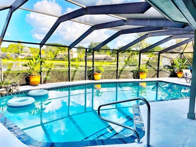 Building Photo - 3345 Pine Hill Trail