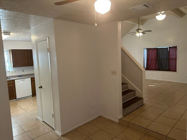 Photo - 402 Juniper Ct