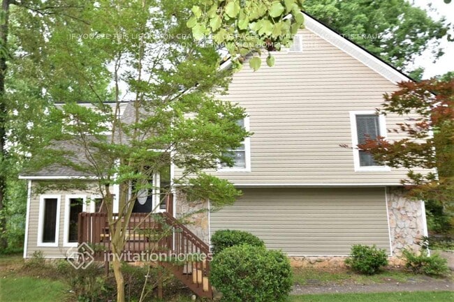 Building Photo - 2304 Horseshoe Bend Rd SW