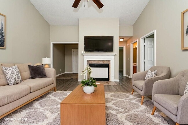 Photo - 172 Marsh Glen Dr