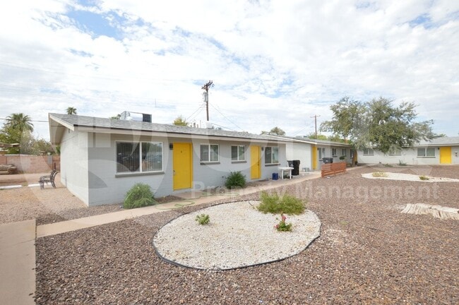 Building Photo - 6040 N 21st Ave Rental