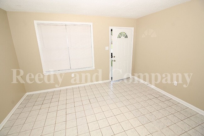 Photo - Duplex near Summer Ave.