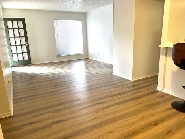 1500 Sylvan Dr Unit 105