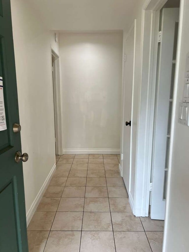 Photo - 9541 Debra Ave