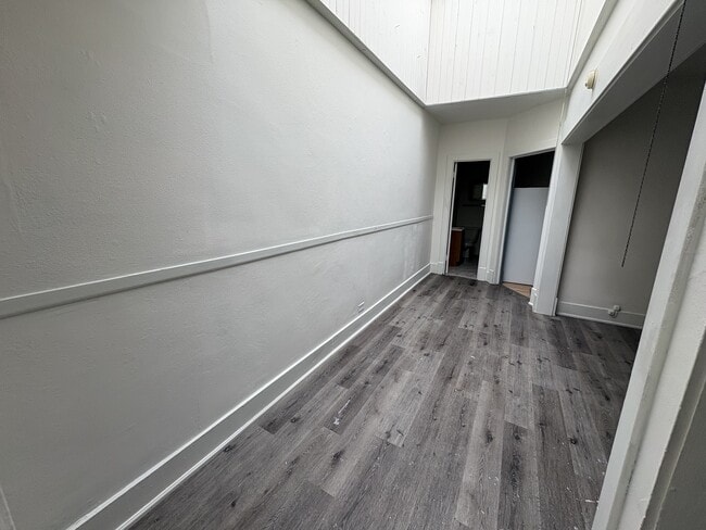 208 N Maple St Unit 3