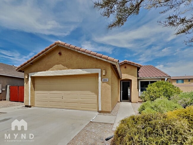 Building Photo - 836 W Burkhalter Dr