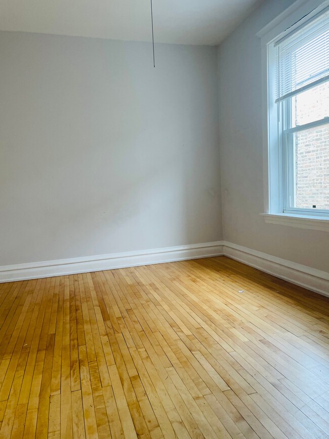 Photo - 3928 N Mozart St Unit 3F
