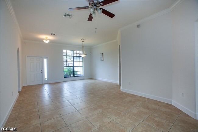 Photo - 2110 SW 38th Terrace