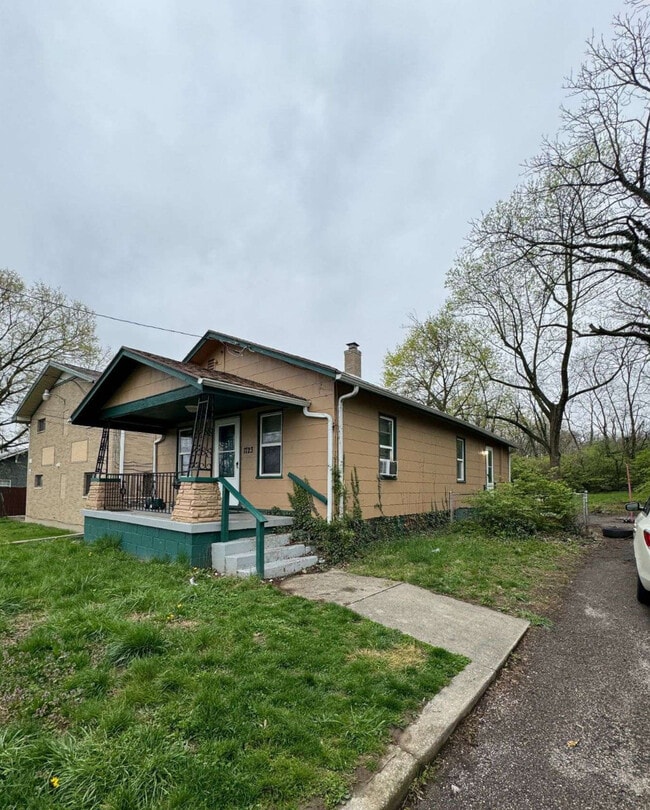 Photo - 1723 McArthur Ave Casa